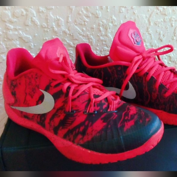 Nike - Picture 6 of 10